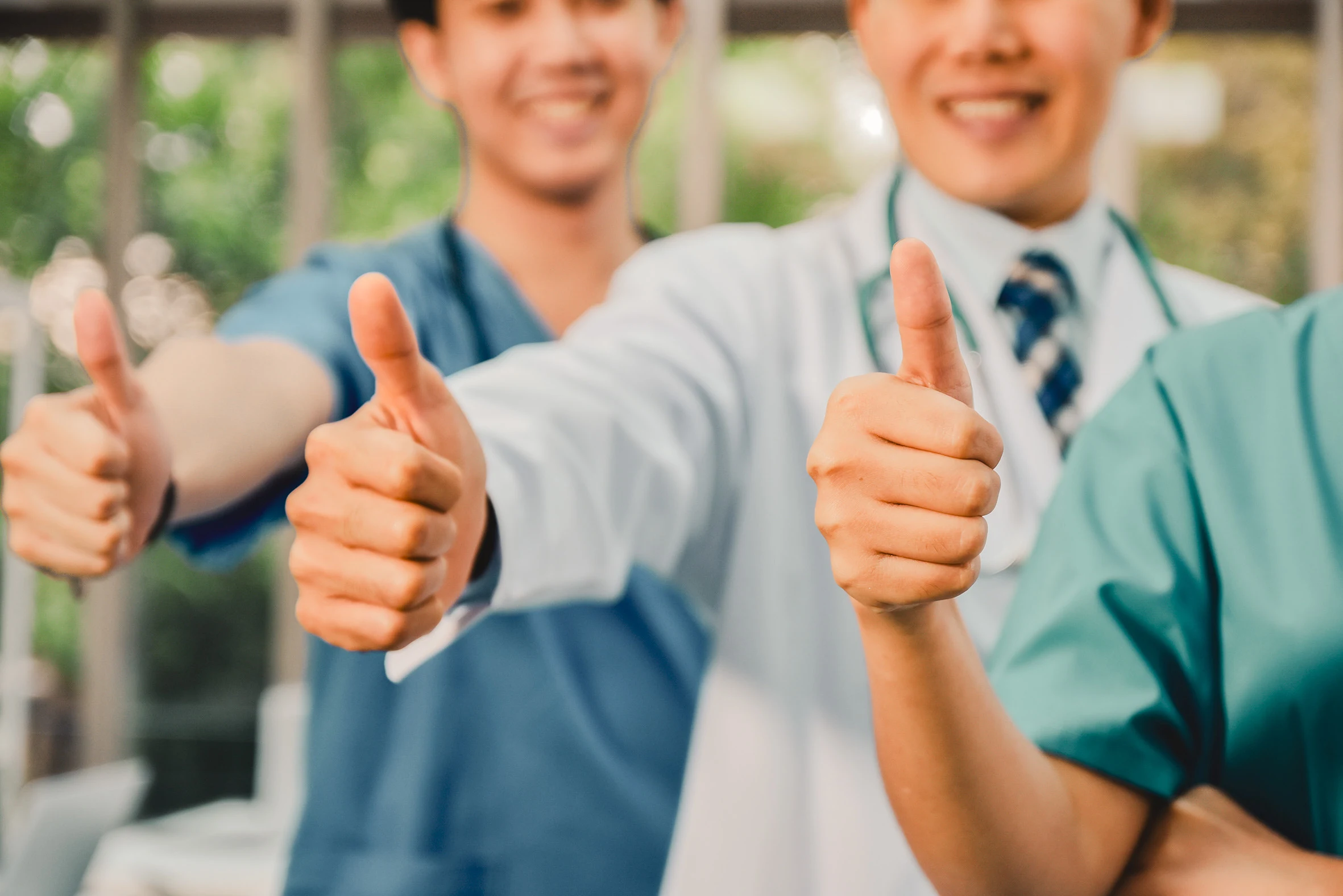 Pflegepersonal Daumen hoch
